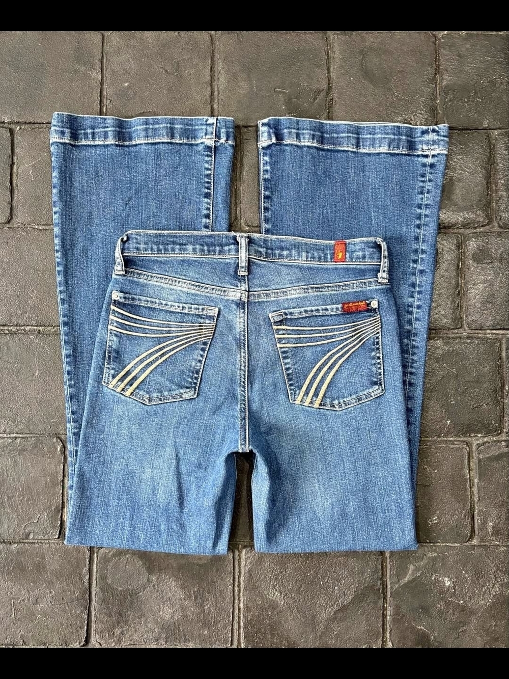 Dojo 7s Jeans (Size 28)